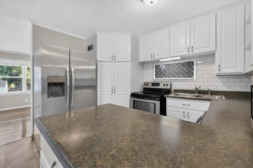 11501 W 68th Street Property Photo 15