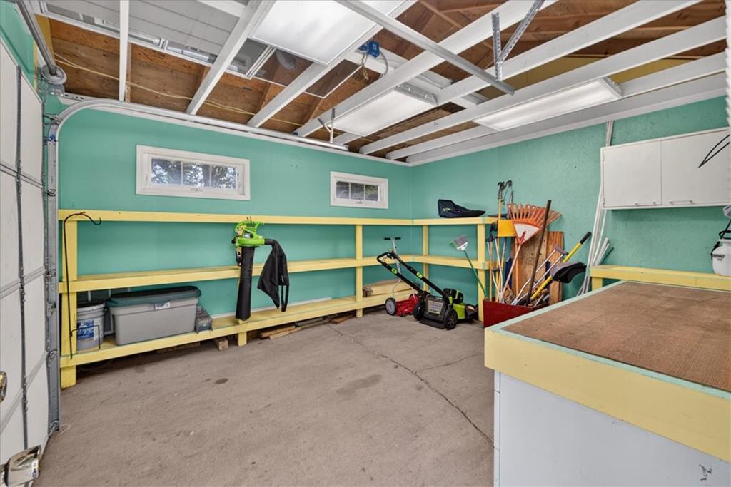 11501 W 68th Street Property Photo 44