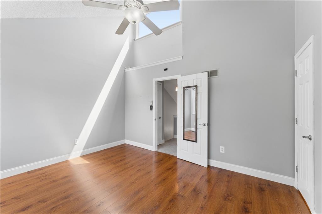 6024 N Kansas Avenue Property Photo 22