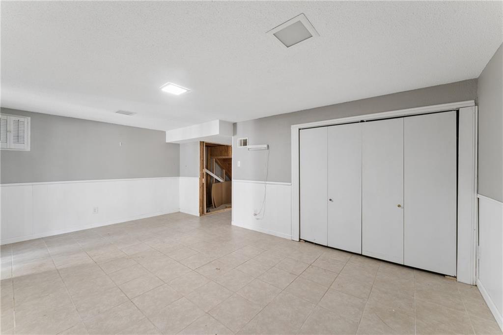 6024 N Kansas Avenue Property Photo 31