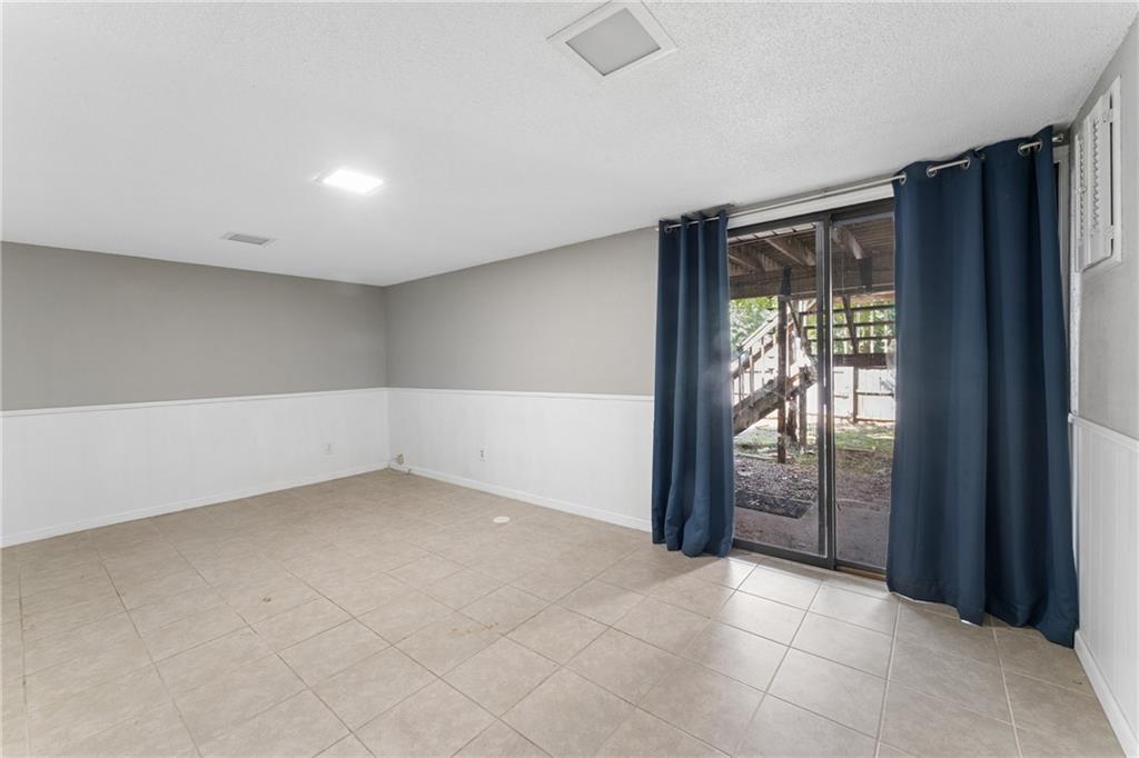 6024 N Kansas Avenue Property Photo 33