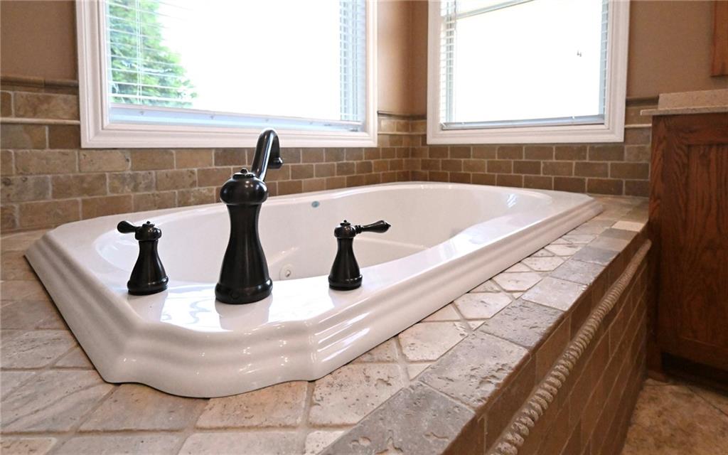 2625 Sw Springtown Road Property Photo 37