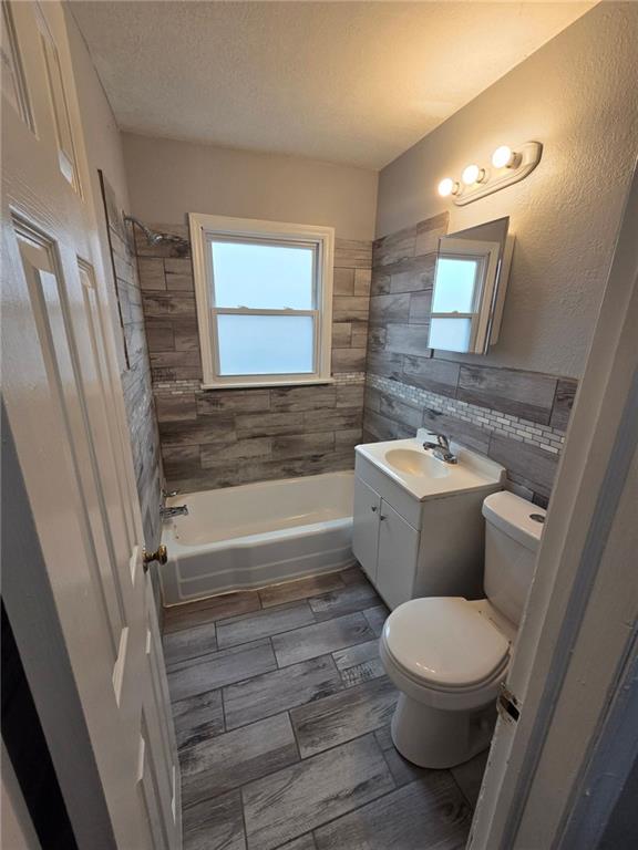 4509 Monroe Avenue Property Photo 11