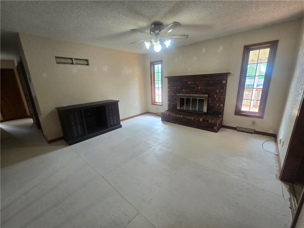 809 Tanyard Drive Property Photo 8