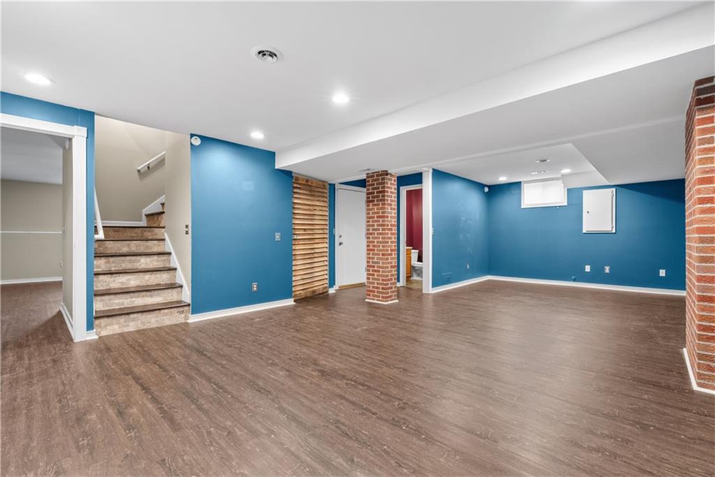 1331 Ne Depot Drive Property Photo 27