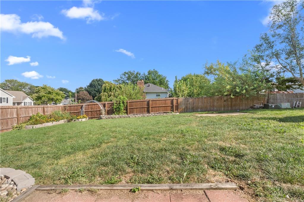 1331 Ne Depot Drive Property Photo 34
