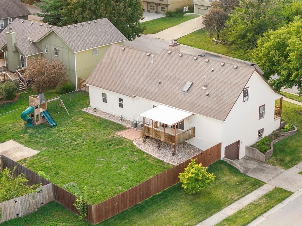 1331 Ne Depot Drive Property Photo 36
