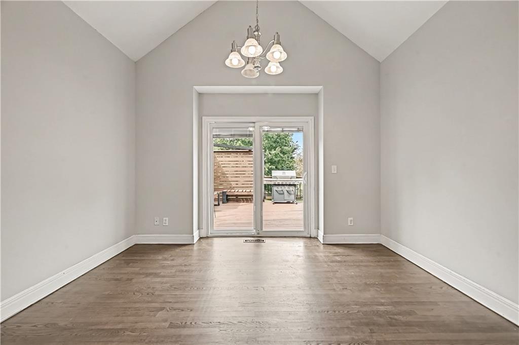 10726 N Tennessee Avenue Property Photo 7