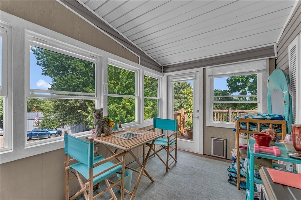 15978 S Leweling Road Property Photo 4