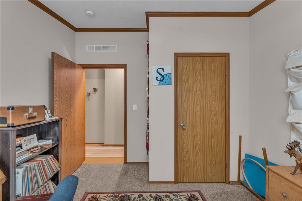 15978 S Leweling Road Property Photo 17