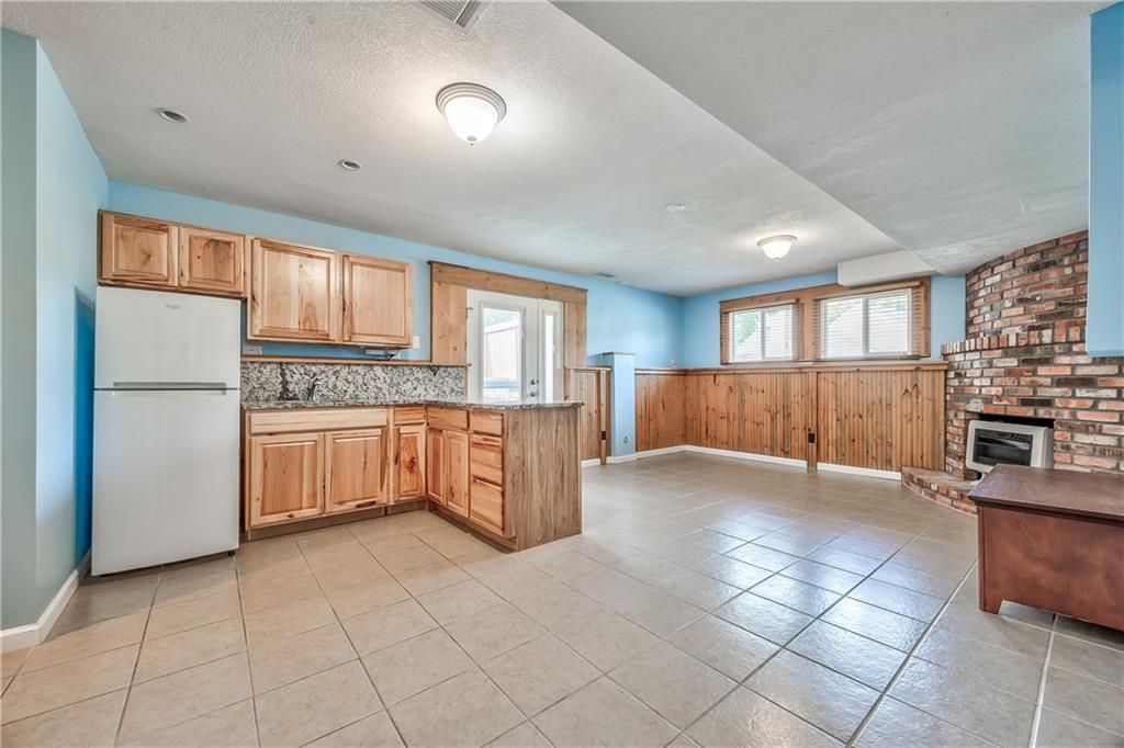 8016 Monrovia Street Property Photo 23