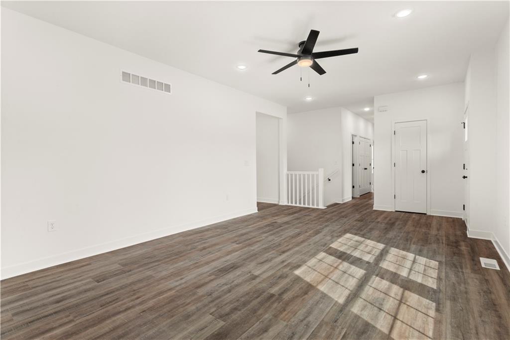 1006 Deer Run N/a Property Photo 7