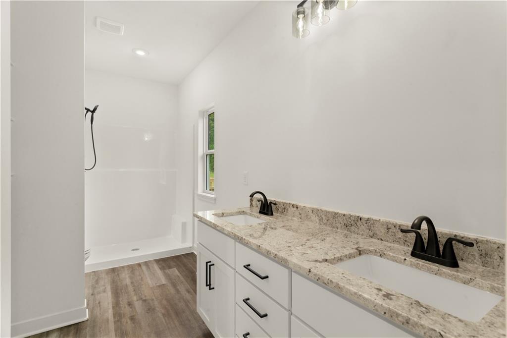1006 Deer Run N/a Property Photo 14