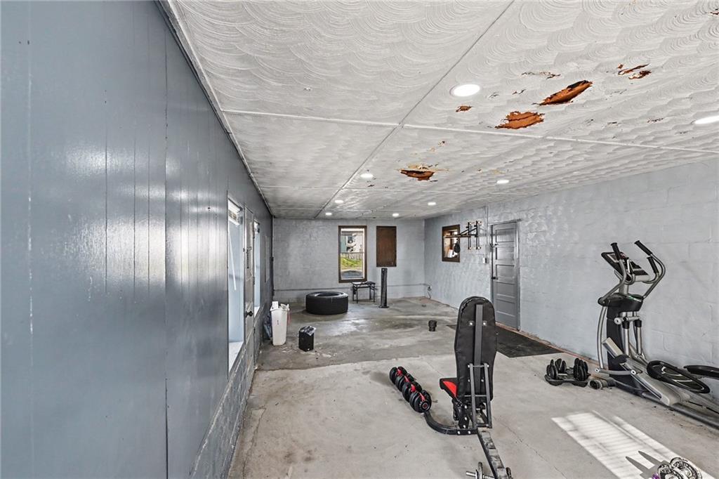 2921 Pear Street Property Photo 23