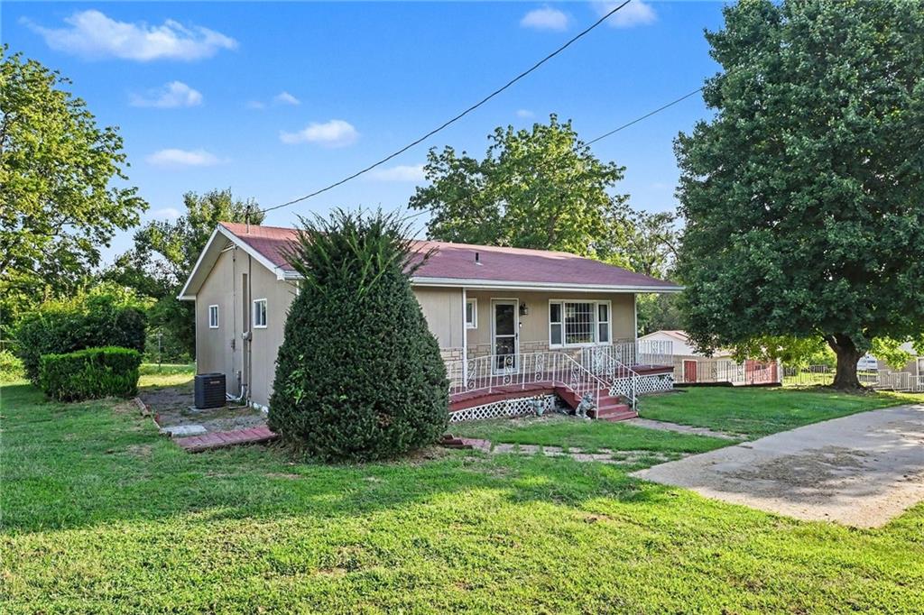2921 Pear Street Property Photo 25