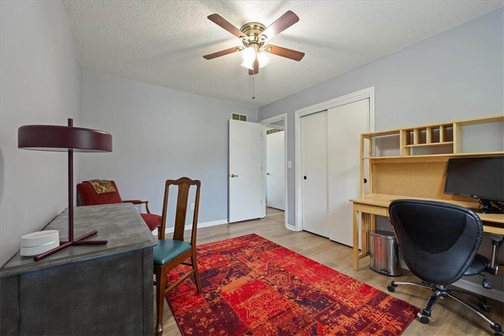 1101 E Northview Street Property Photo 15