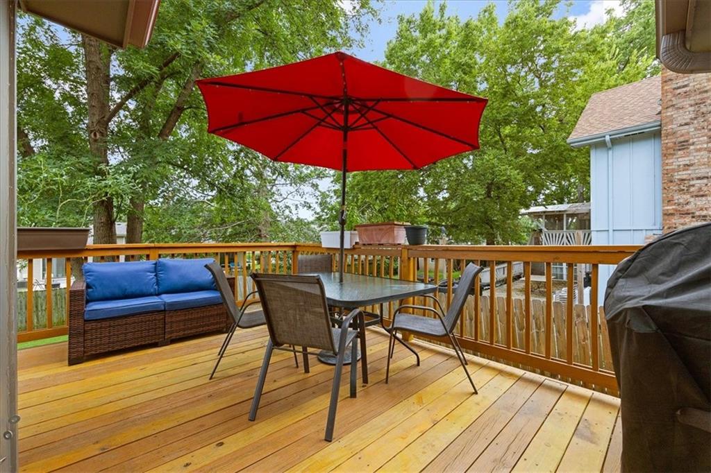 1101 E Northview Street Property Photo 22