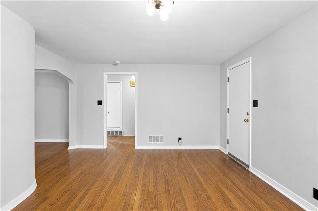 7217 Brooklyn Avenue Property Photo 7