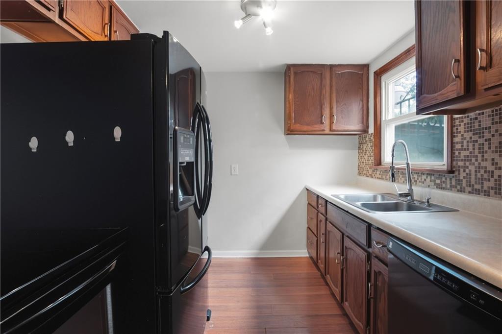 7217 Brooklyn Avenue Property Photo 10