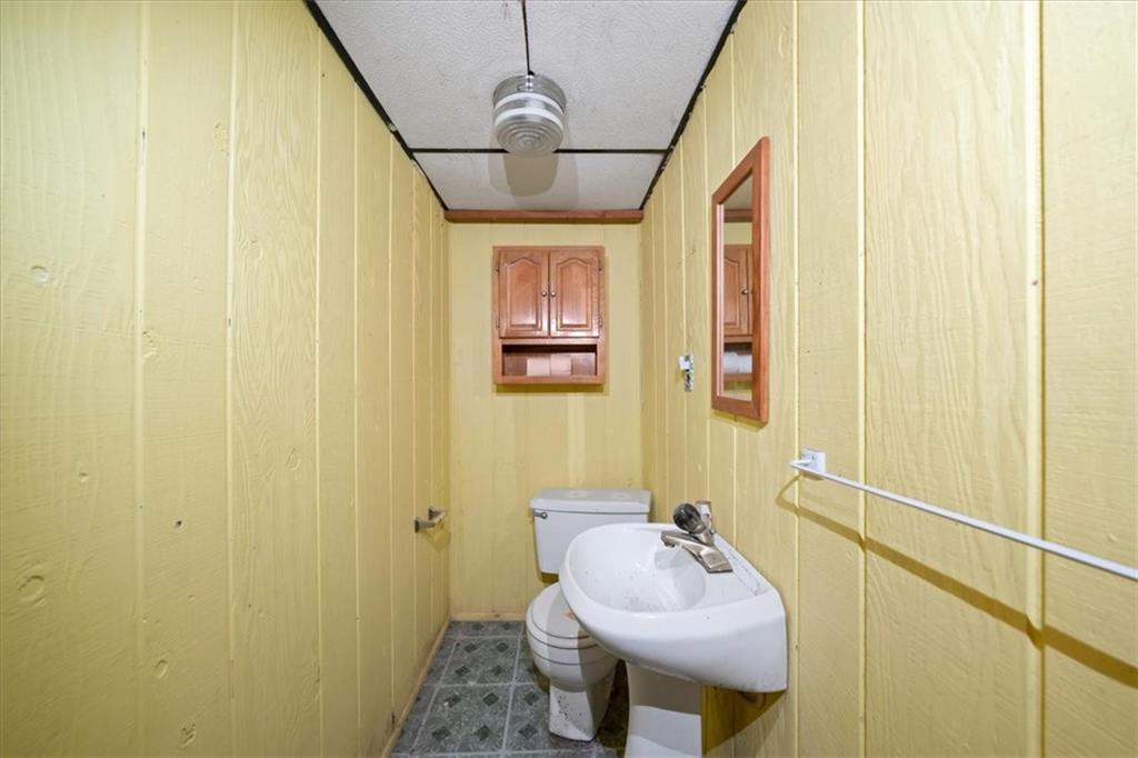 4206 E 105th Terrace Property Photo 25