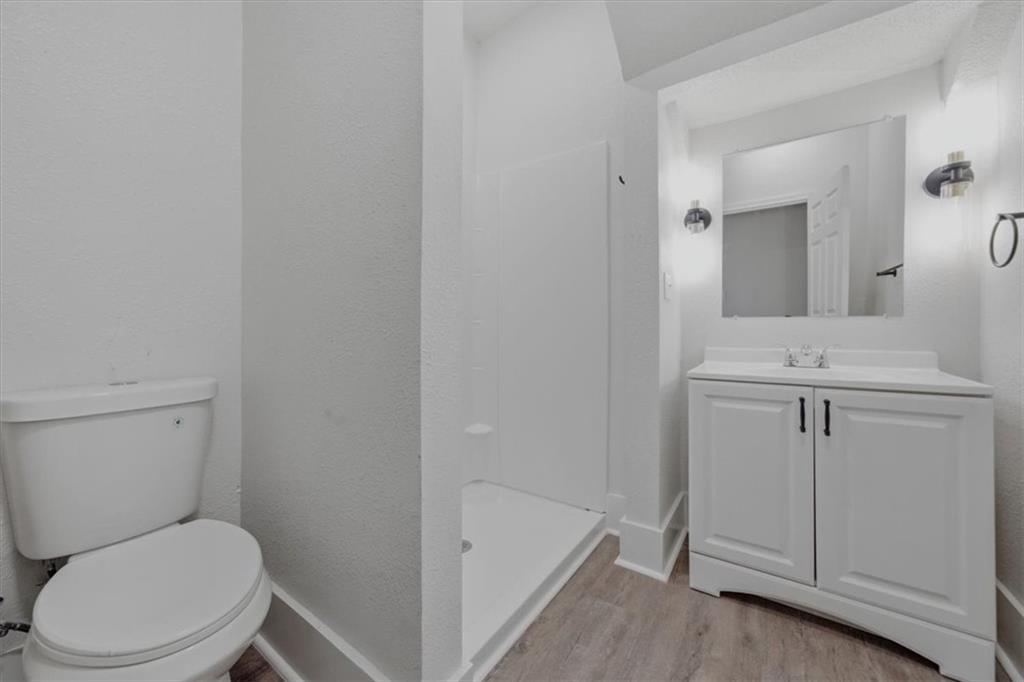3011 Holmes Street Property Photo 10