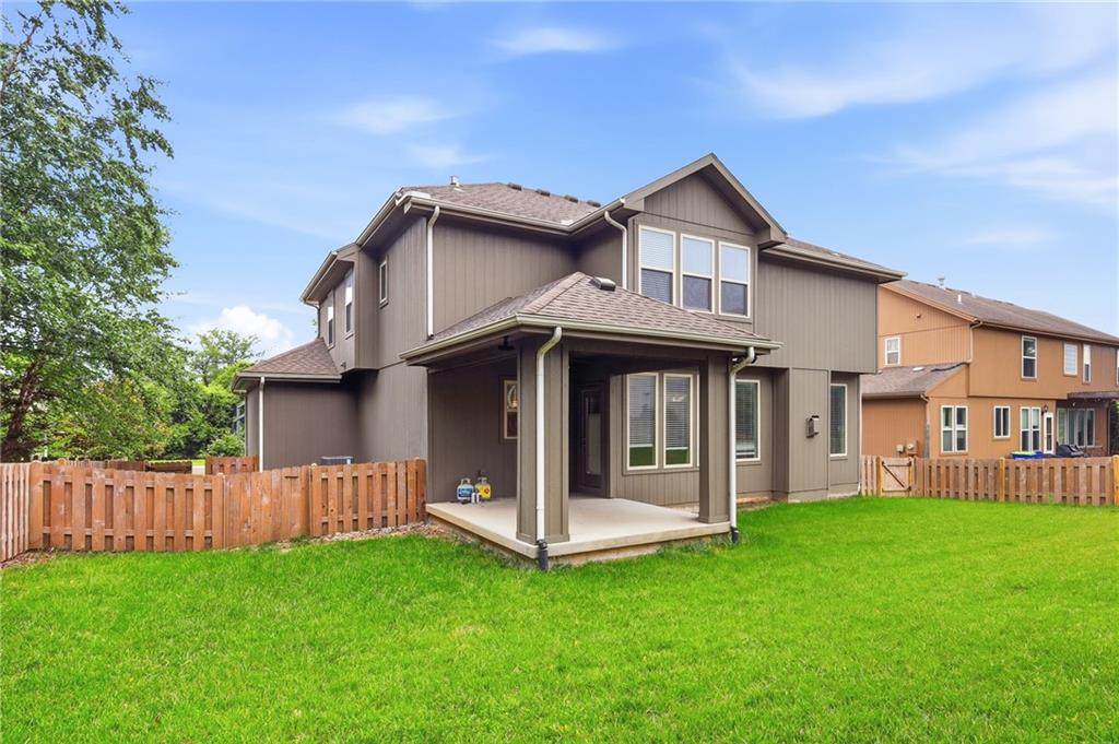 24504 W 80th Place Property Photo 3