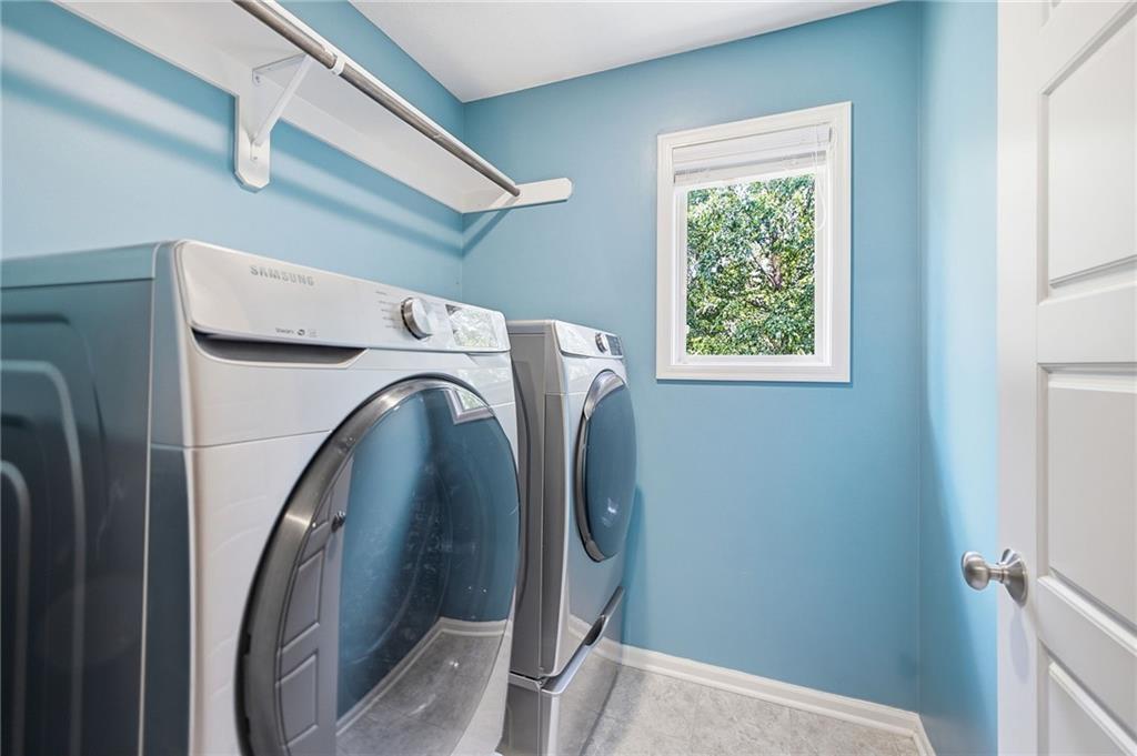 24504 W 80th Place Property Photo 31