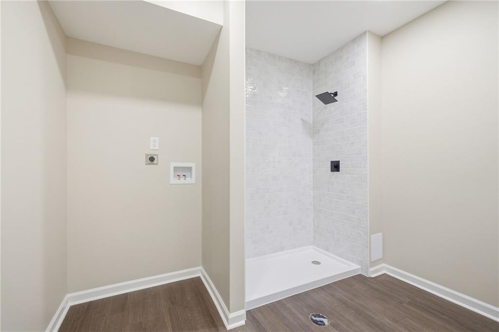 24504 W 80th Place Property Photo 46