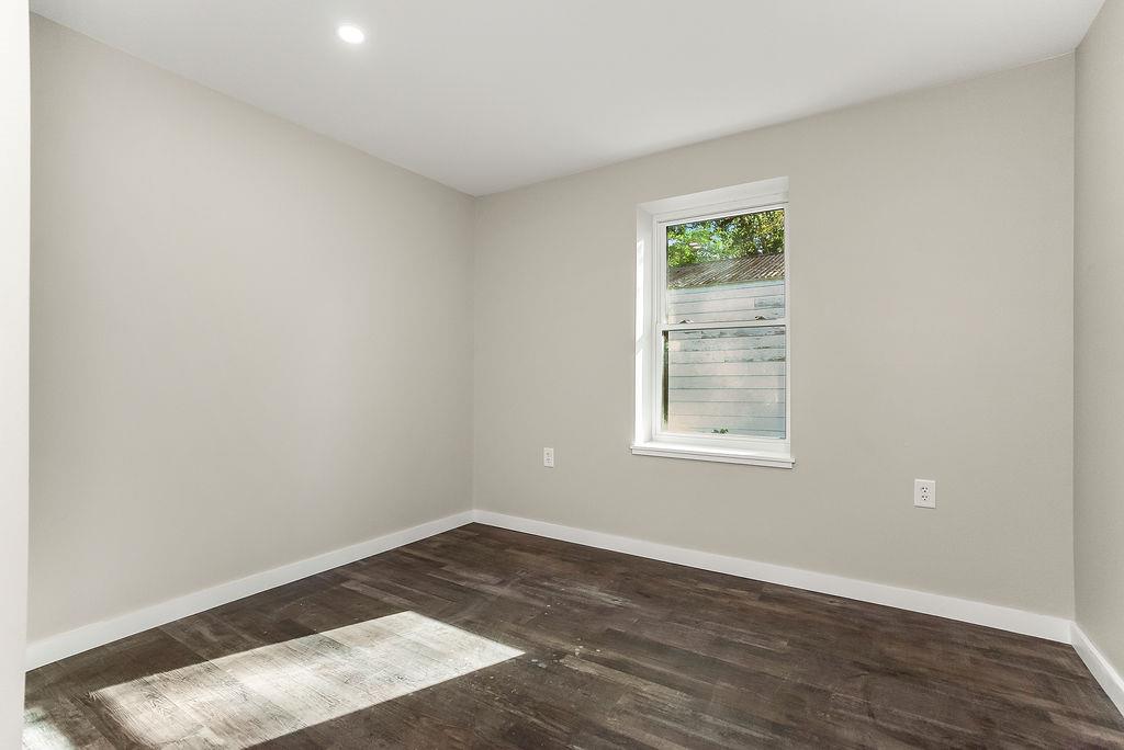 612 W Pine Street Property Photo 17