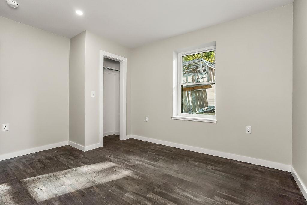 612 W Pine Street Property Photo 18