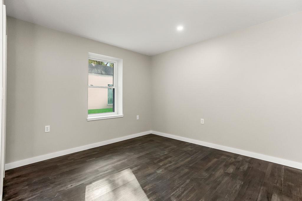 612 W Pine Street Property Photo 19