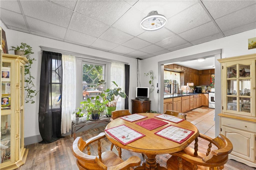 202 N Vine Street Property Photo 11
