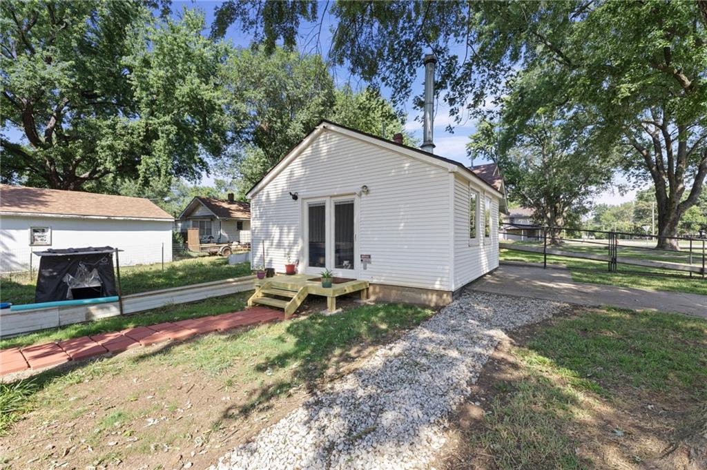 202 N Vine Street Property Photo 43