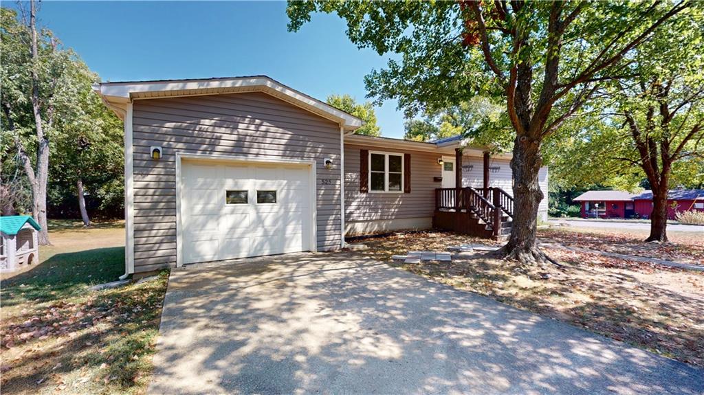 525 S West Street Property Photo 1