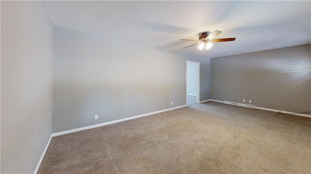 525 S West Street Property Photo 6