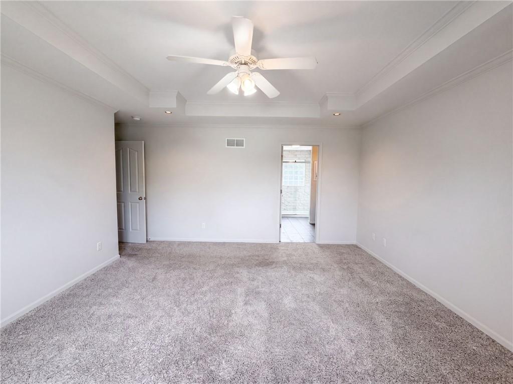 403 S Lakeshore Drive Property Photo 4