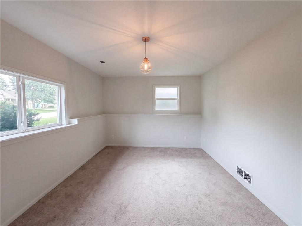 403 S Lakeshore Drive Property Photo 13