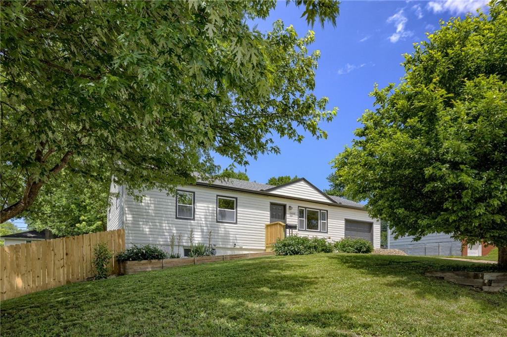 16008 E 32nd Street Property Photo 2