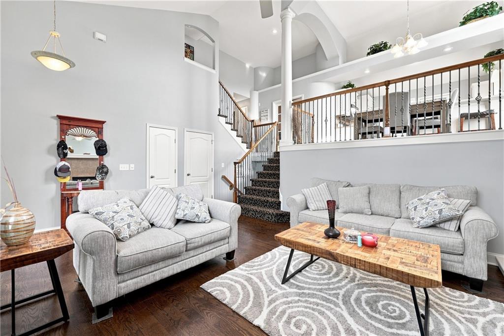 1208 Nw Cedar Lane Property Photo 4