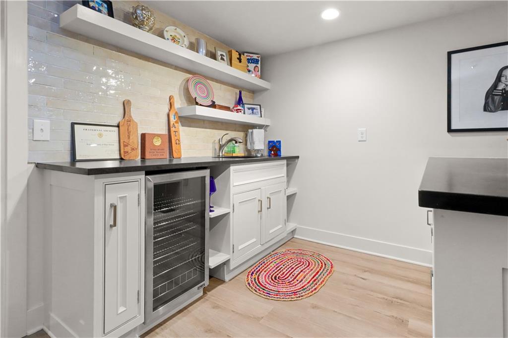 9825 Overbrook Road Property Photo 45