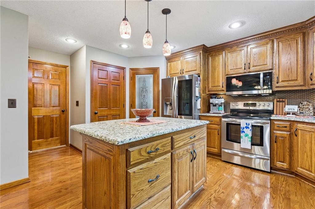 1721 Parkside Drive Property Photo 19