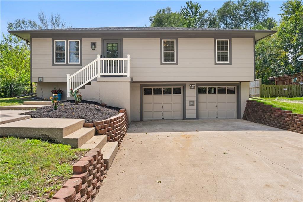 1504 Lawndale Avenue Property Photo 1