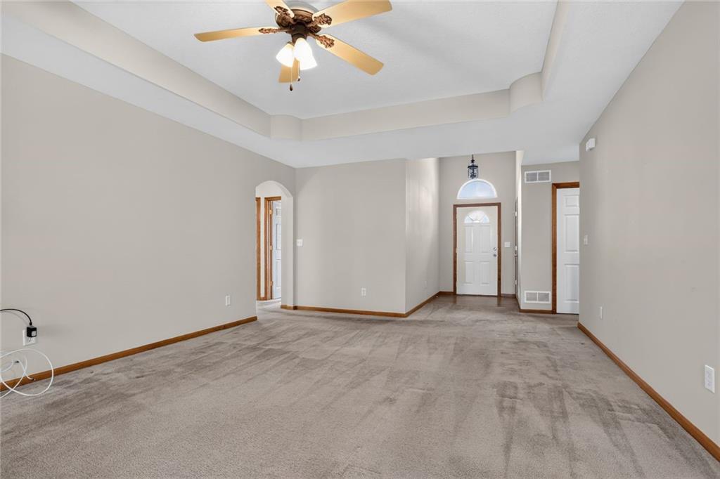 1116 Granada Drive Property Photo 4