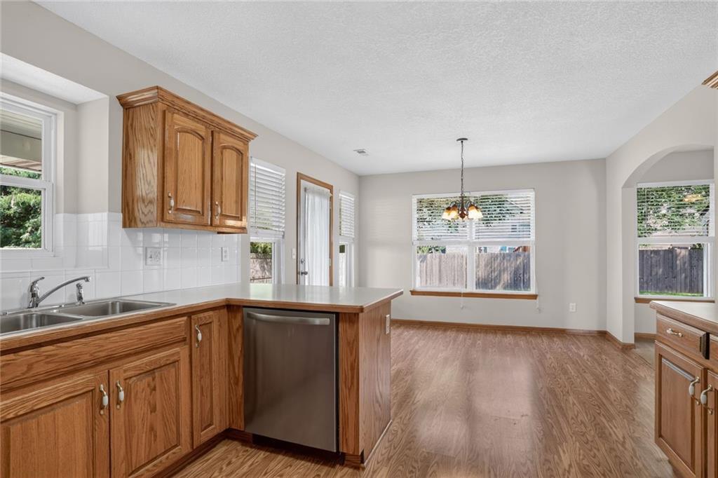 1116 Granada Drive Property Photo 8