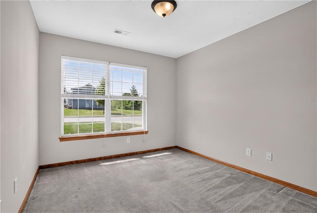 1116 Granada Drive Property Photo 10