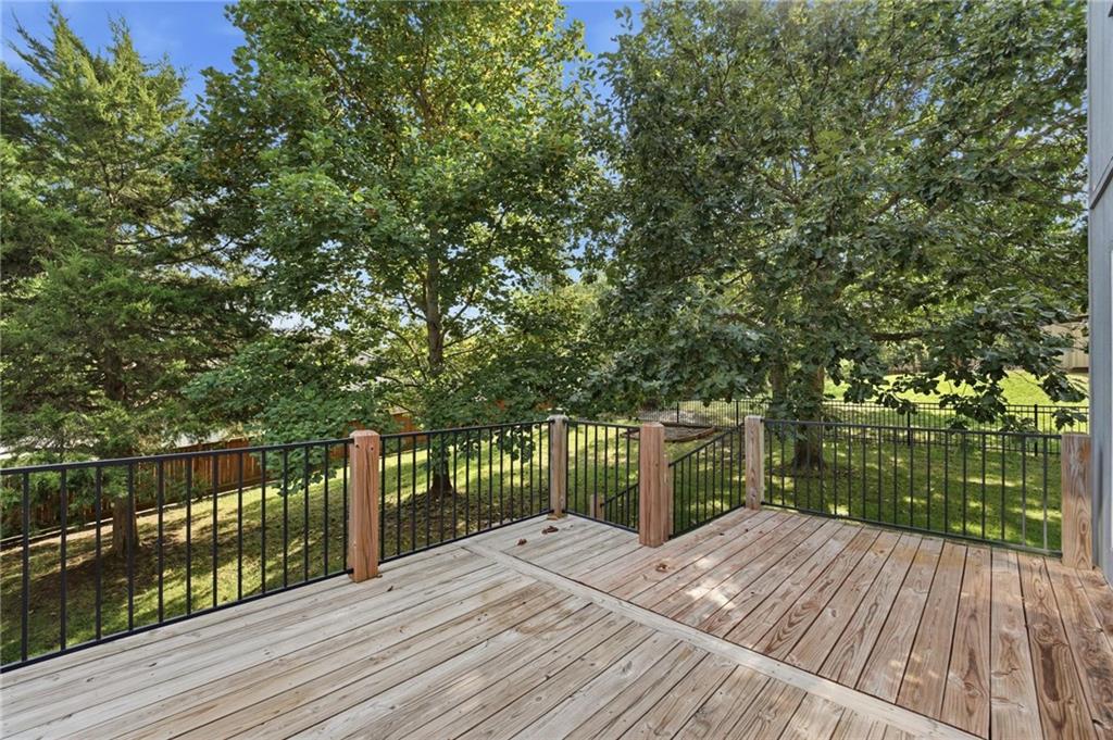 21221 W 81st Place Property Photo 19