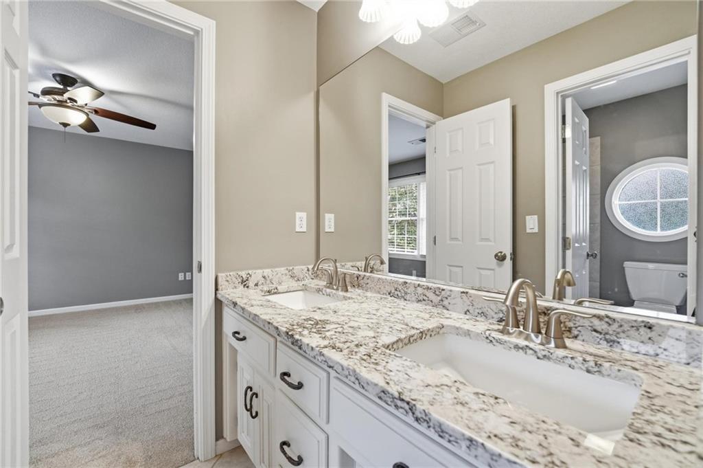 21221 W 81st Place Property Photo 33