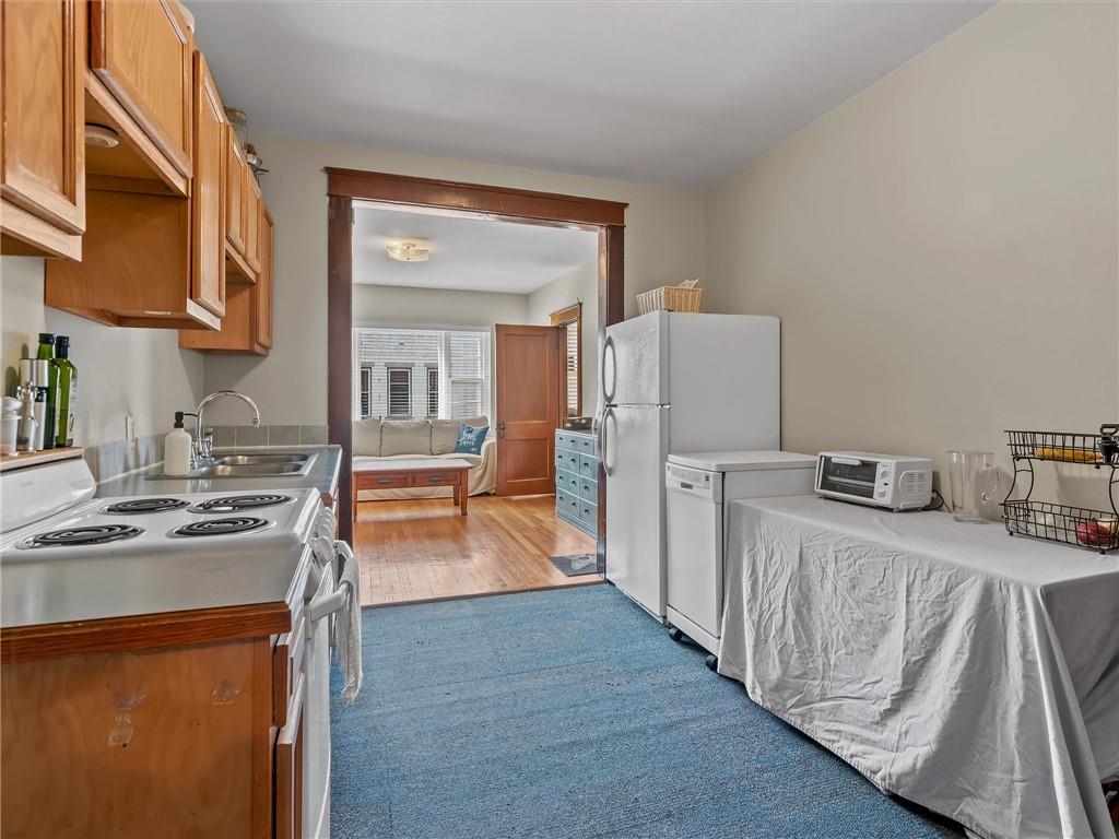 110-114 E Broadway Avenue Property Photo 52