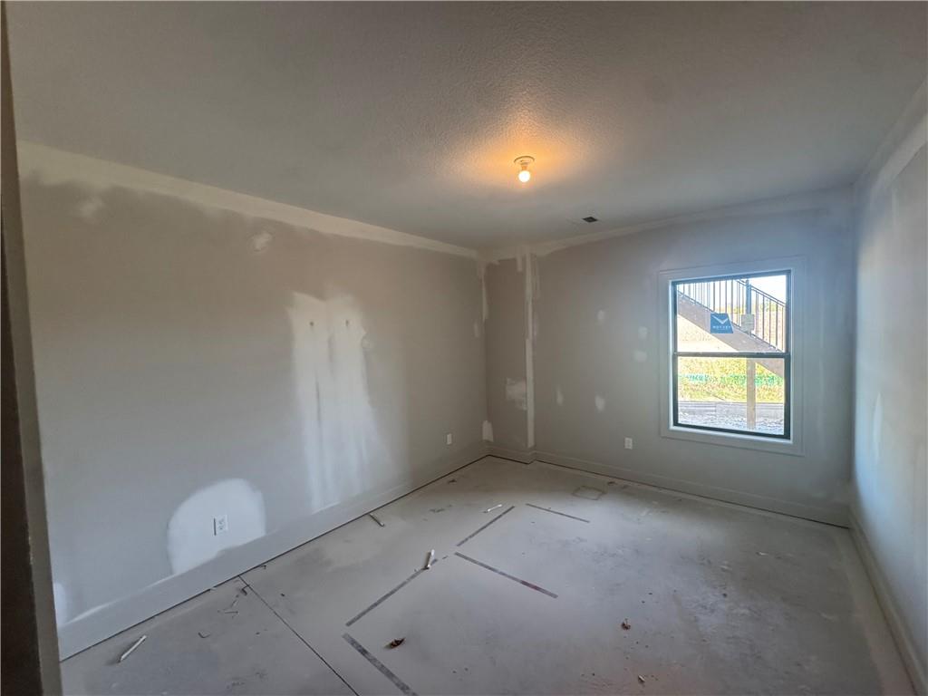 10419 N Liberty Street Property Photo 10