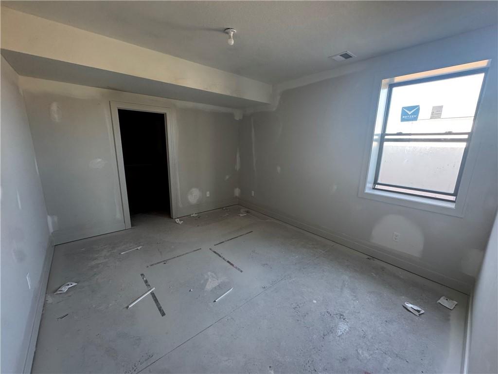 10419 N Liberty Street Property Photo 12
